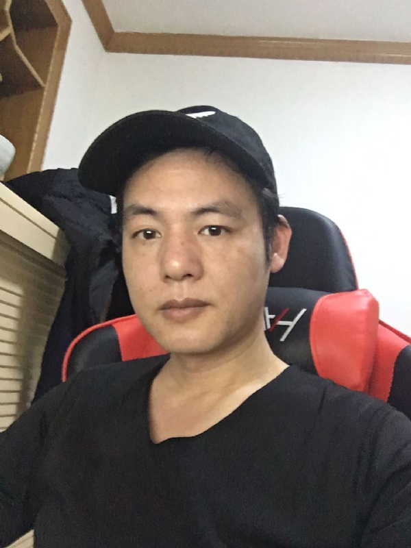 扛枪打鸟的第一张照片--柳州基督教相亲网